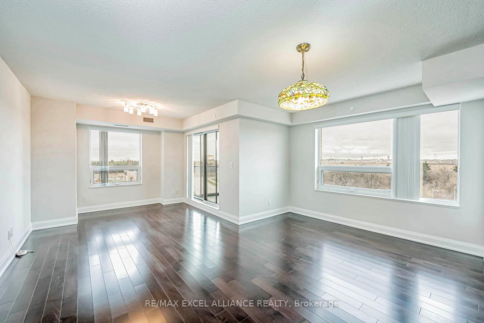Photo 11 of Unit 808, 8200 Birchmount Road, Markham, Unionville — HOMEH