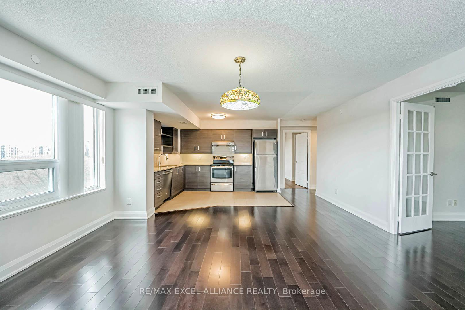 Photo 15 of Unit 808, 8200 Birchmount Road, Markham, Unionville — HOMEH