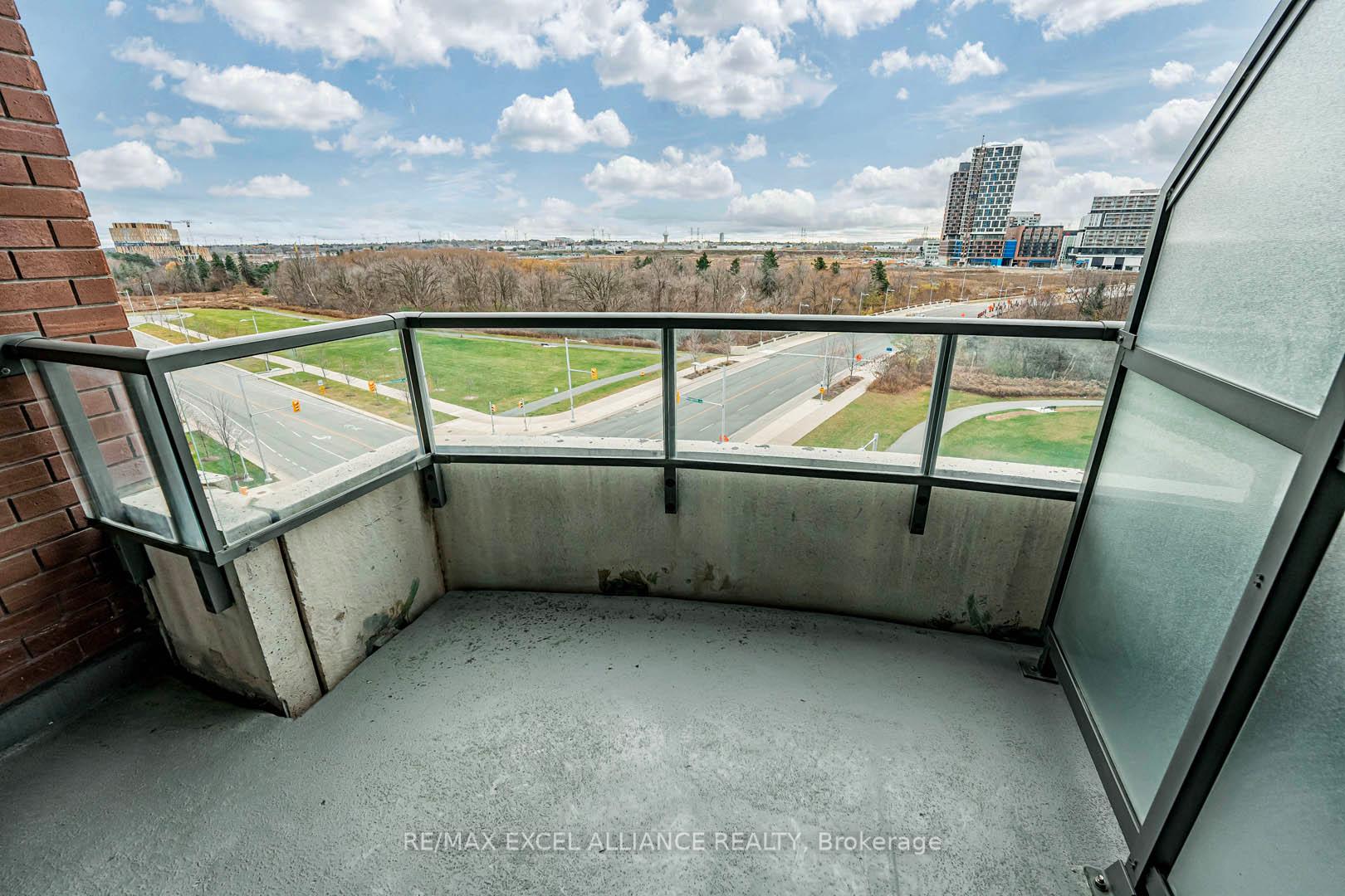 Photo 21 of Unit 808, 8200 Birchmount Road, Markham, Unionville — HOMEH