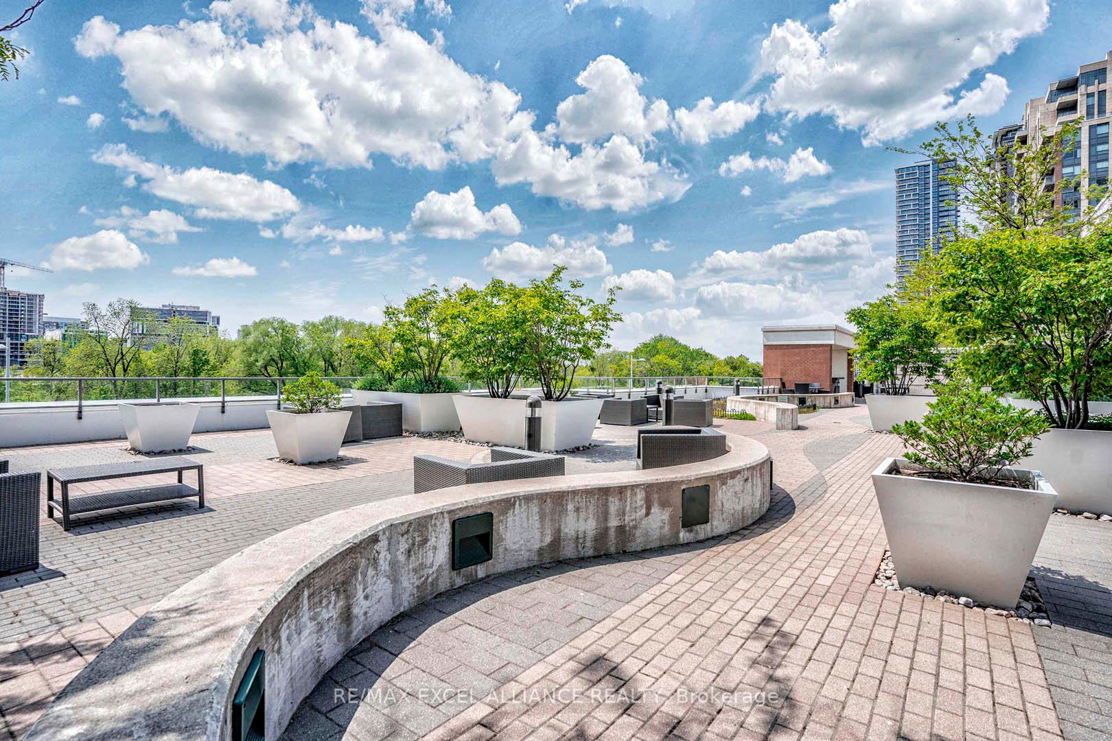 Photo 38 of Unit 808, 8200 Birchmount Road, Markham, Unionville — HOMEH