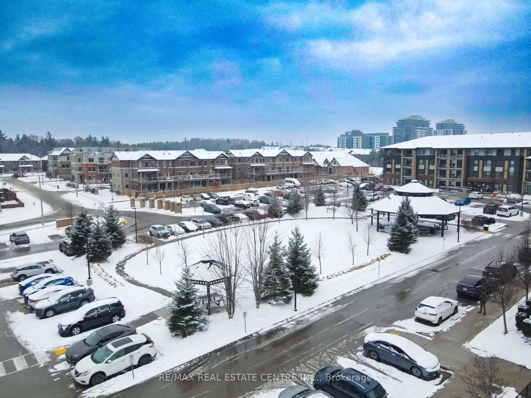 Photo 3 of 7 Kay Crescent, Guelph, Pineridge/Westminster Woods — HOMEH