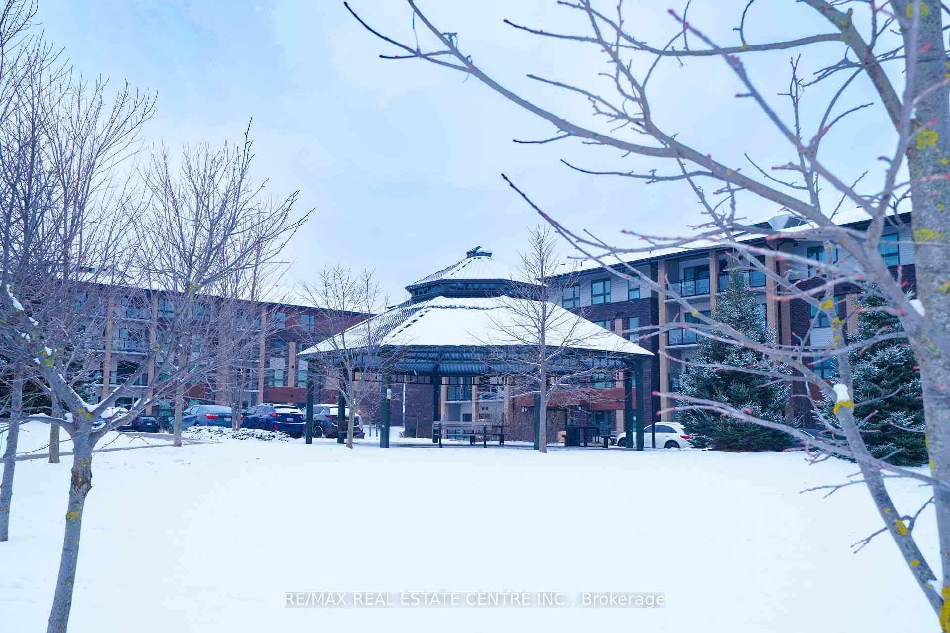 Photo 5 of 7 Kay Crescent, Guelph, Pineridge/Westminster Woods — HOMEH