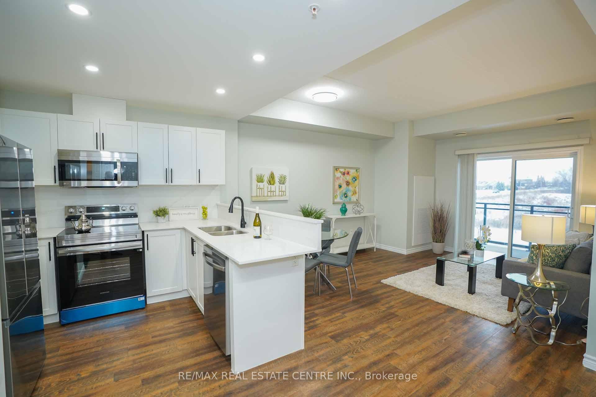 Photo 10 of 7 Kay Crescent, Guelph, Pineridge/Westminster Woods — HOMEH