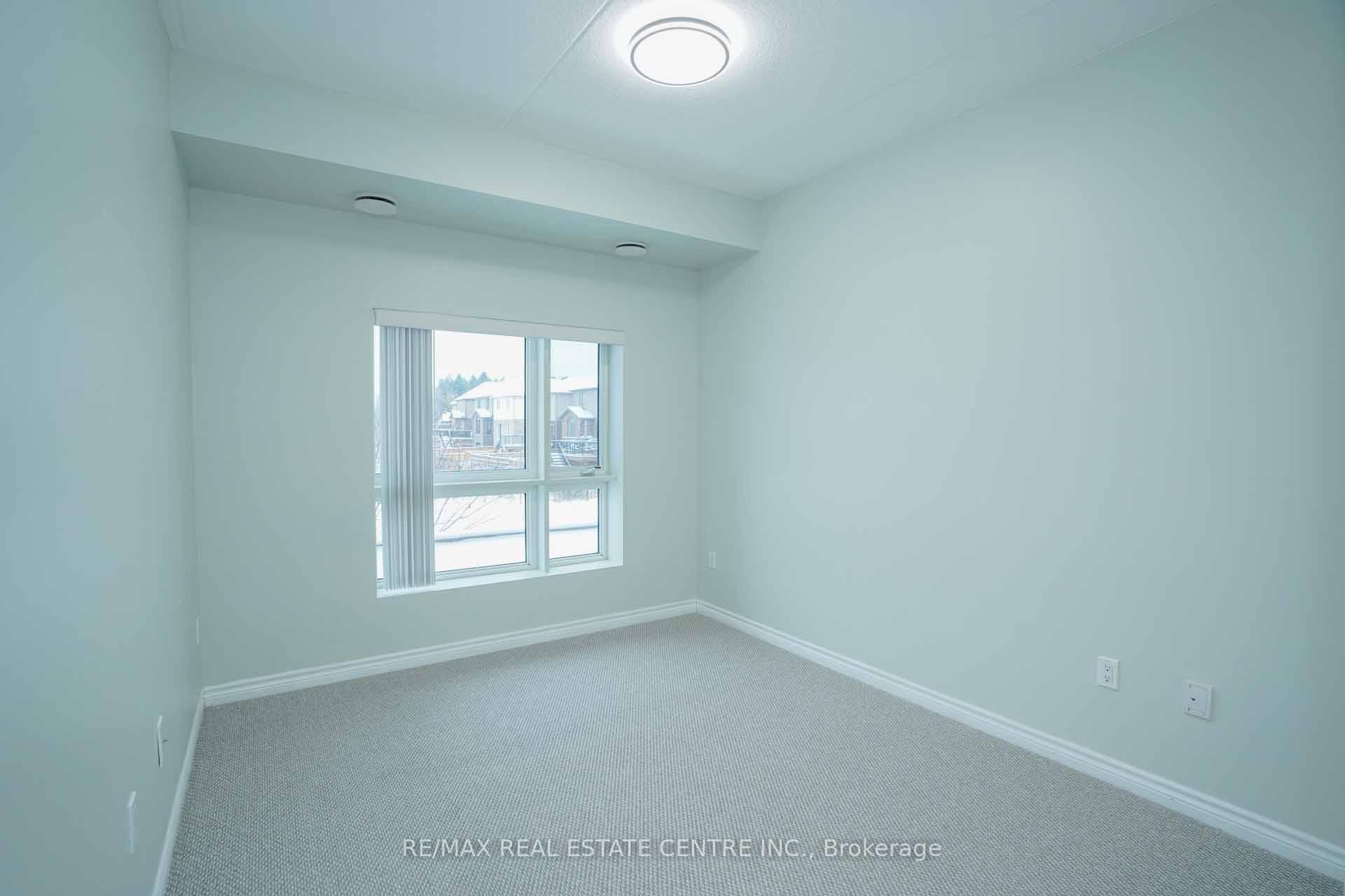 Photo 27 of 7 Kay Crescent, Guelph, Pineridge/Westminster Woods — HOMEH