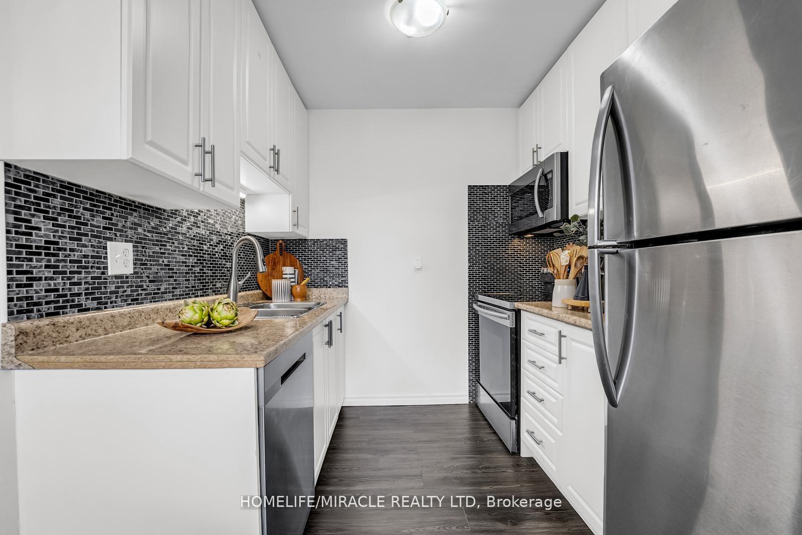 Photo 6 of Unit 12, 293 Limeridge Road W, Hamilton, Rolston — HOMEH