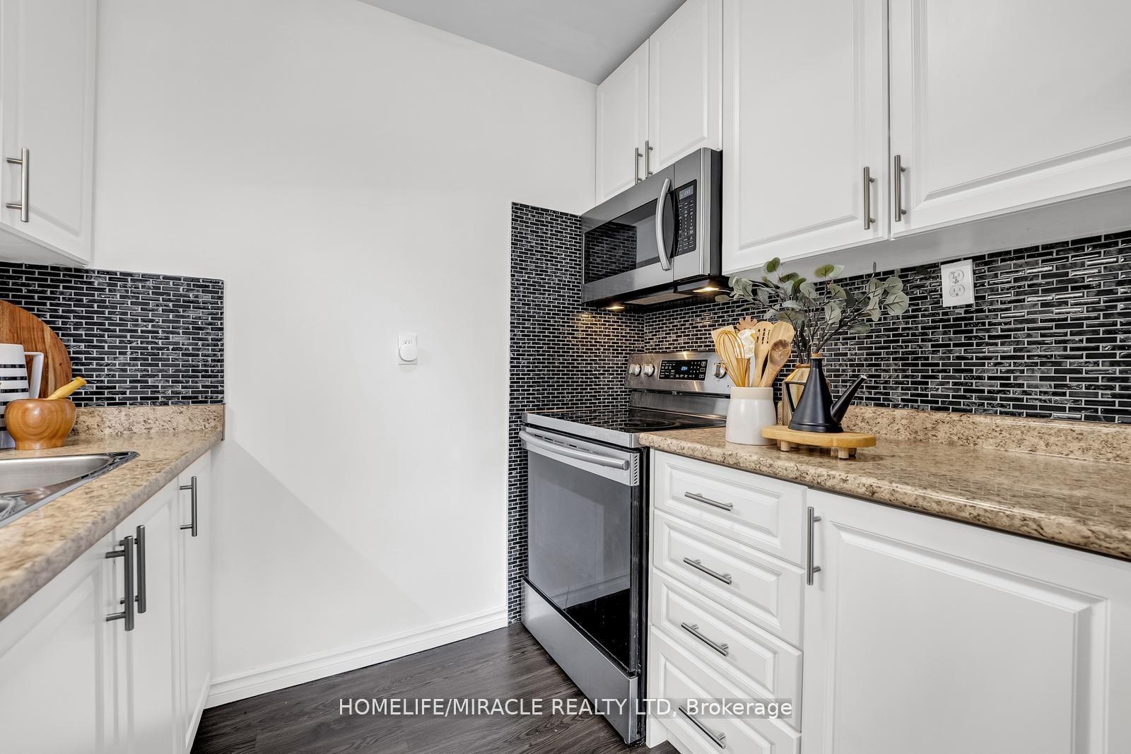 Photo 7 of Unit 12, 293 Limeridge Road W, Hamilton, Rolston — HOMEH