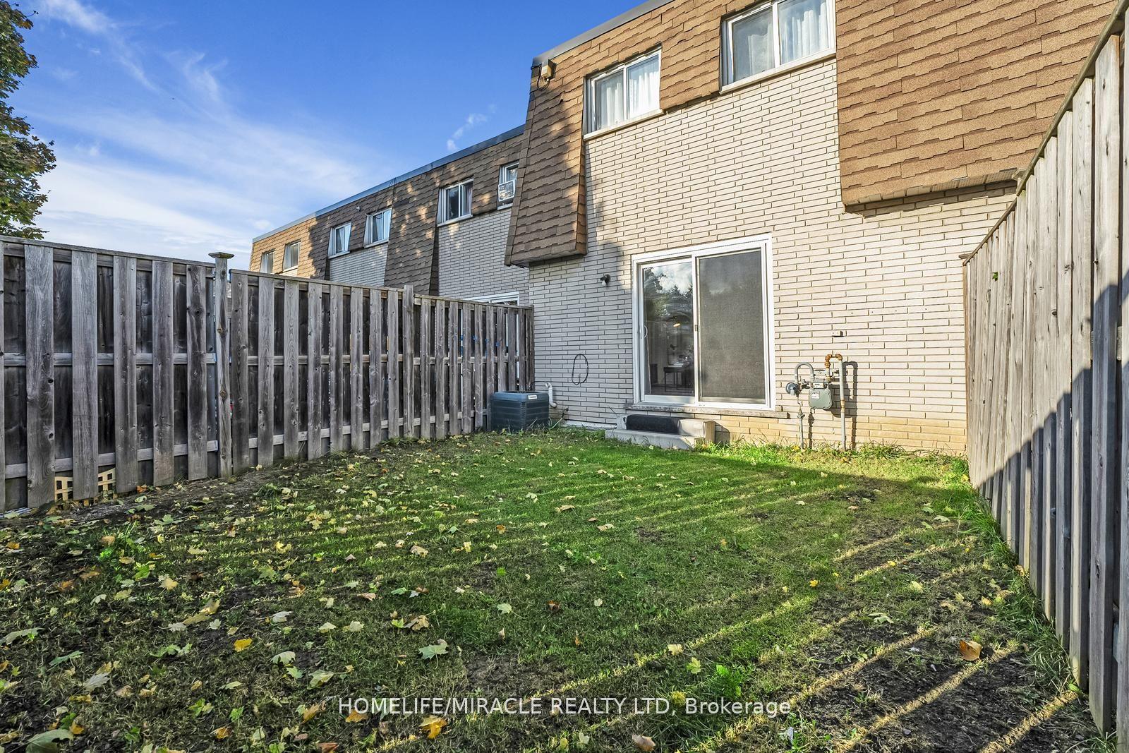 Photo 36 of Unit 12, 293 Limeridge Road W, Hamilton, Rolston — HOMEH