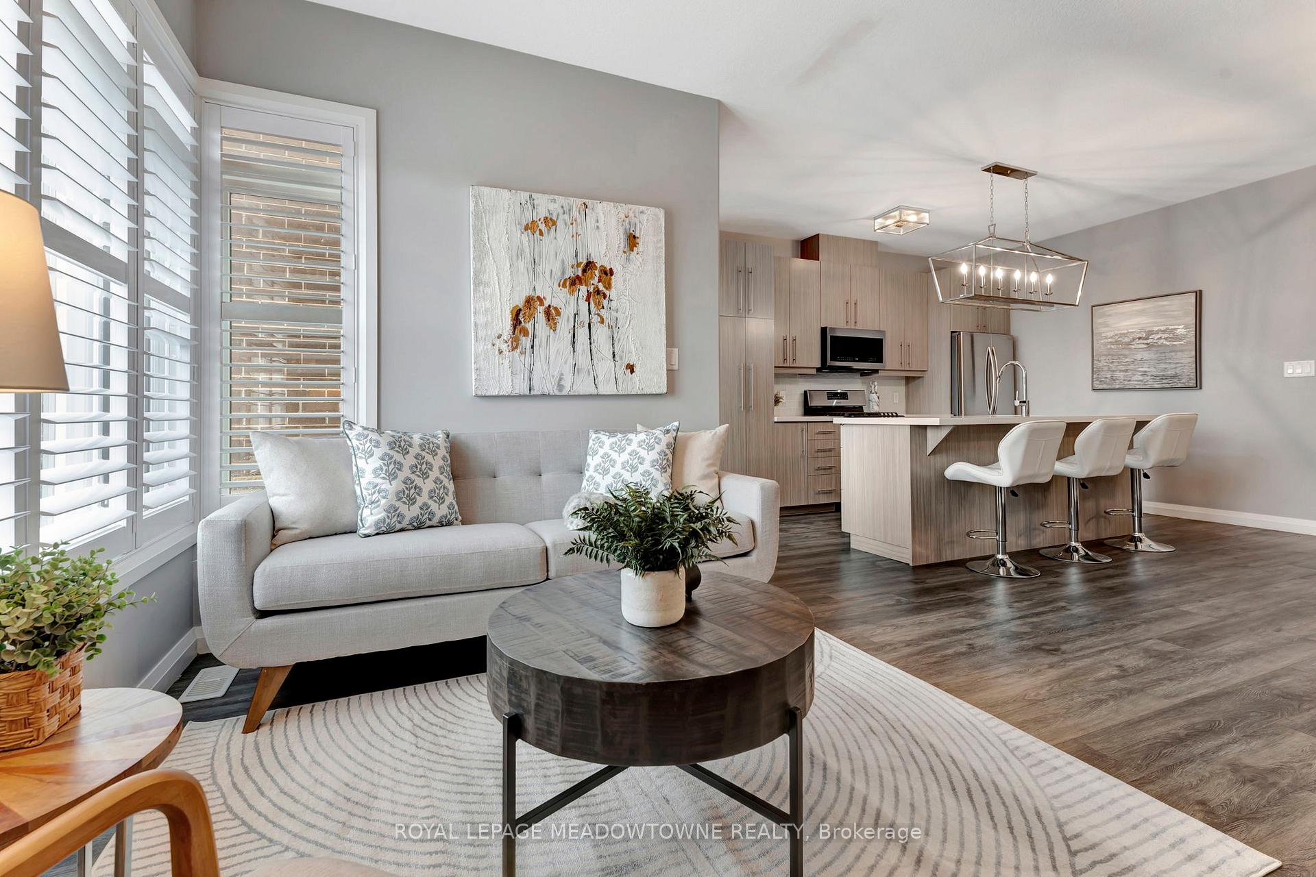Photo 3 of Unit 20, 35 Midhurst Heights, Hamilton, Stoney Creek Mountain — HOMEH
