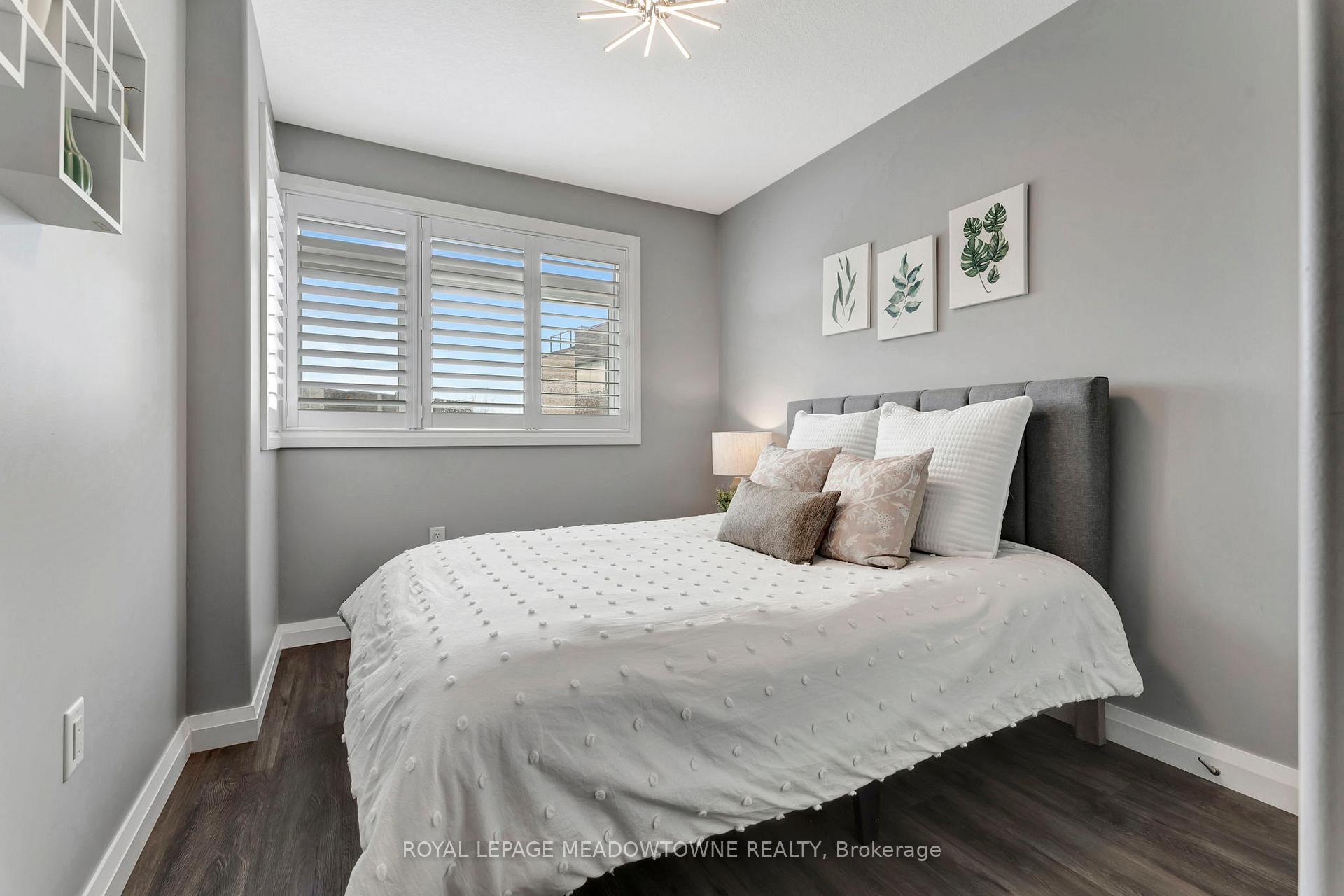 Photo 16 of Unit 20, 35 Midhurst Heights, Hamilton, Stoney Creek Mountain — HOMEH