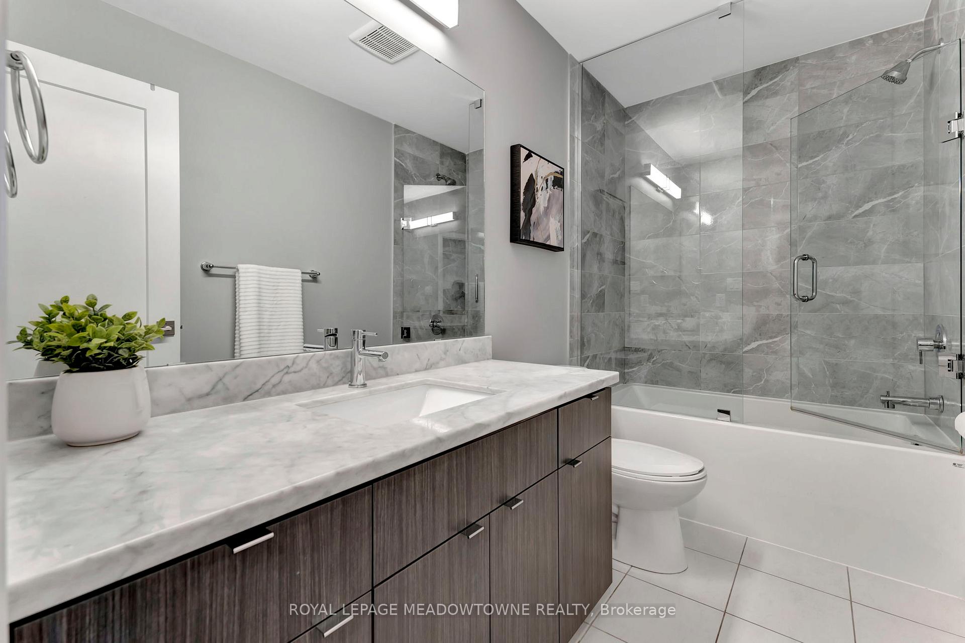 Photo 17 of Unit 20, 35 Midhurst Heights, Hamilton, Stoney Creek Mountain — HOMEH