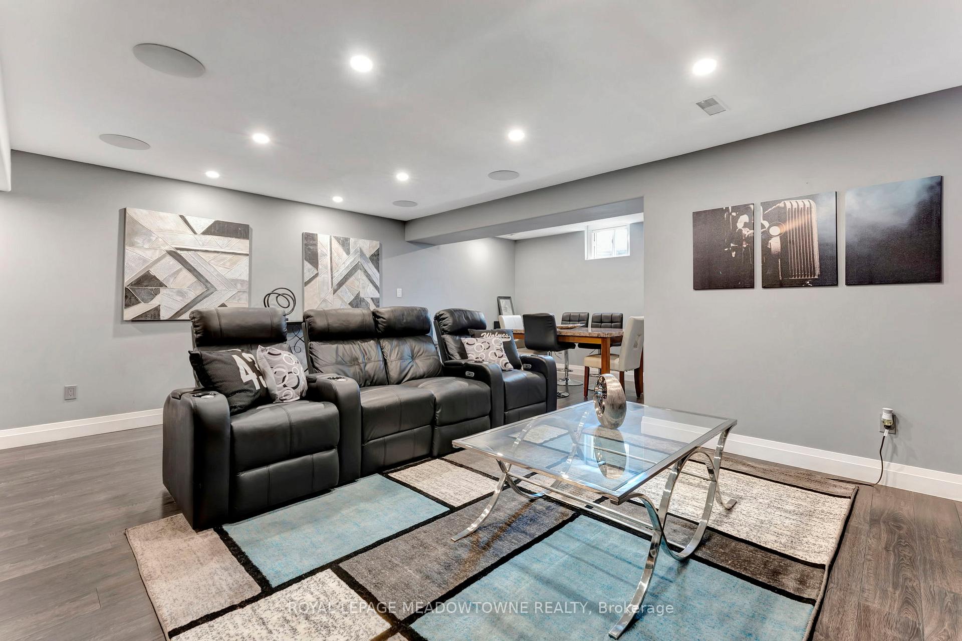 Photo 23 of Unit 20, 35 Midhurst Heights, Hamilton, Stoney Creek Mountain — HOMEH