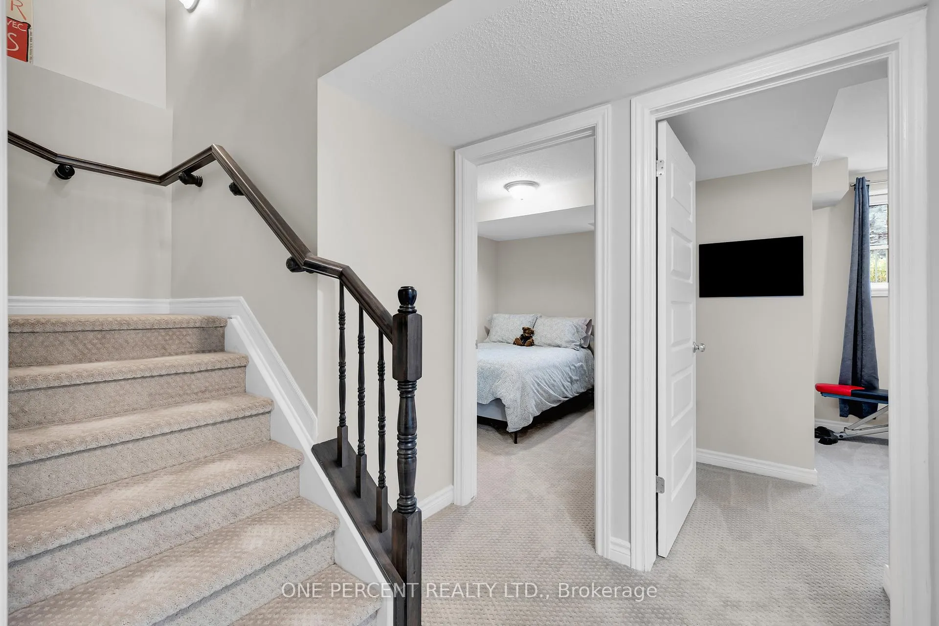 Photo 26 of 242A Titanium Private, Ottawa, Convent Glen North — HOMEH