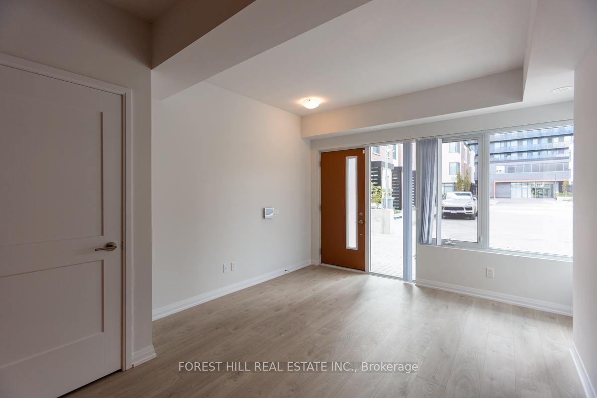 Photo 4 of Unit Th64, 1060 Portage Parkway, Vaughan, Concord — HOMEH