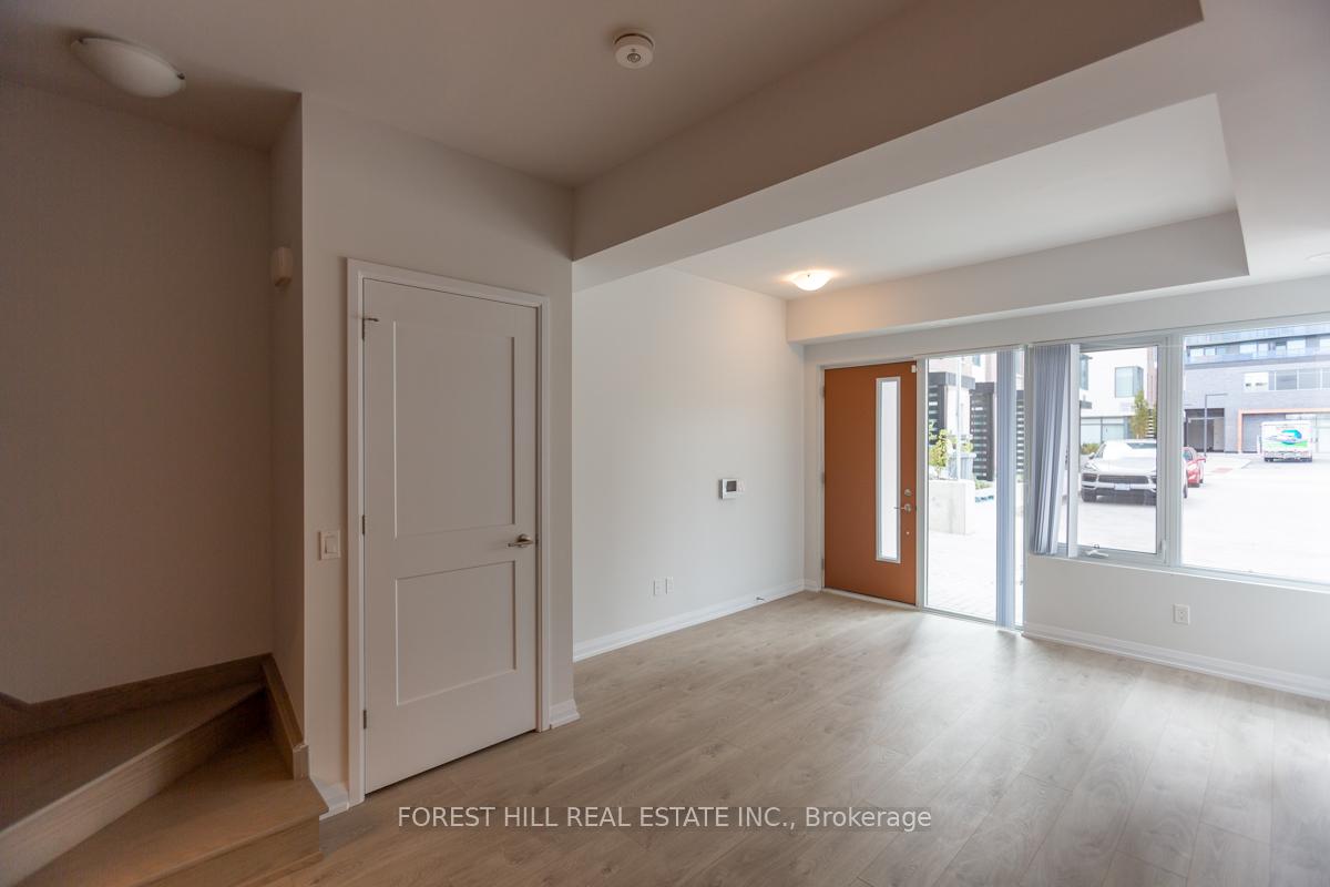 Photo 8 of Unit Th64, 1060 Portage Parkway, Vaughan, Concord — HOMEH