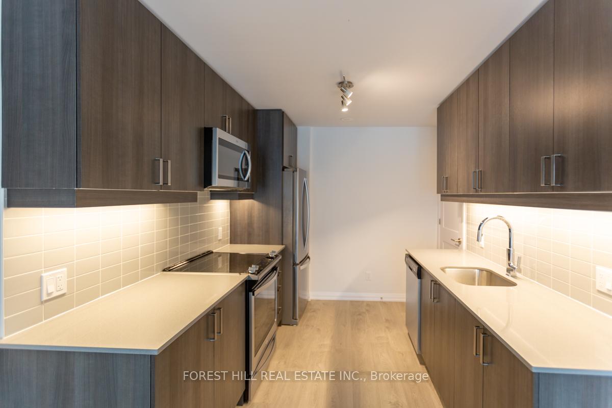 Photo 9 of Unit Th64, 1060 Portage Parkway, Vaughan, Concord — HOMEH