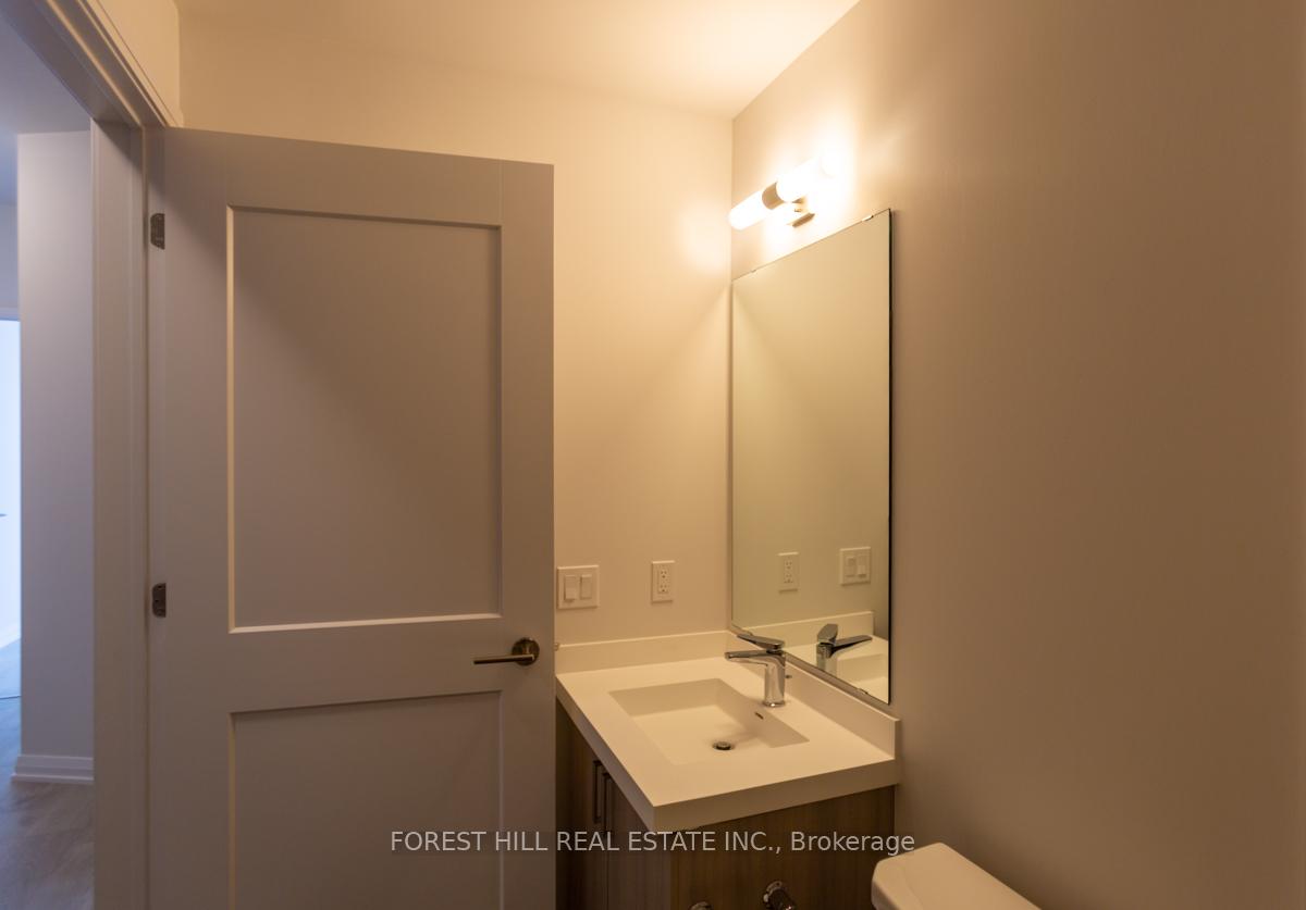 Photo 14 of Unit Th64, 1060 Portage Parkway, Vaughan, Concord — HOMEH