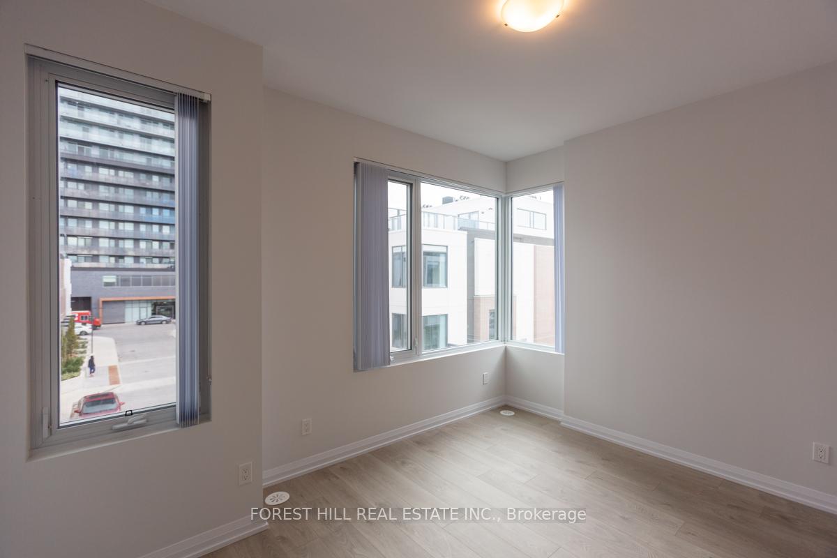 Photo 22 of Unit Th64, 1060 Portage Parkway, Vaughan, Concord — HOMEH