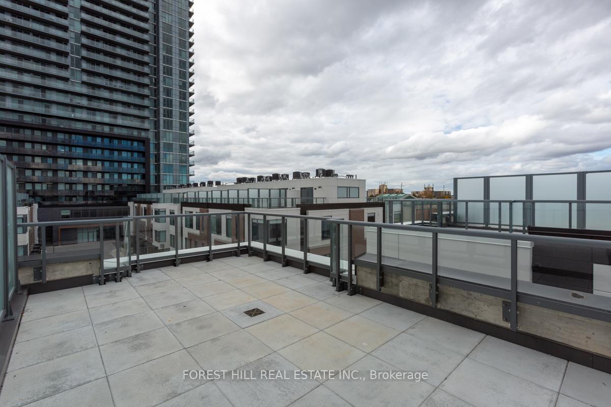 Photo 28 of Unit Th64, 1060 Portage Parkway, Vaughan, Concord — HOMEH