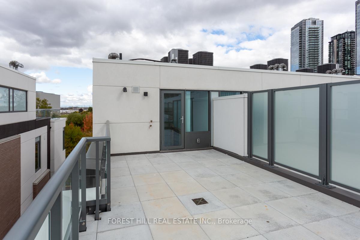 Photo 30 of Unit Th64, 1060 Portage Parkway, Vaughan, Concord — HOMEH
