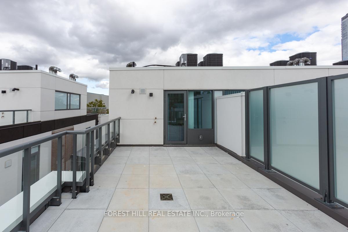 Photo 32 of Unit Th64, 1060 Portage Parkway, Vaughan, Concord — HOMEH