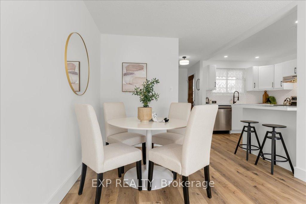 Photo 32 of Unit 7, 910 Limeridge Road E, Hamilton, Berrisfield — HOMEH
