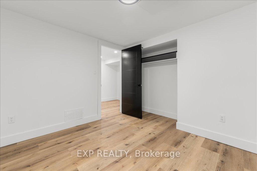 Photo 60 of Unit 7, 910 Limeridge Road E, Hamilton, Berrisfield — HOMEH