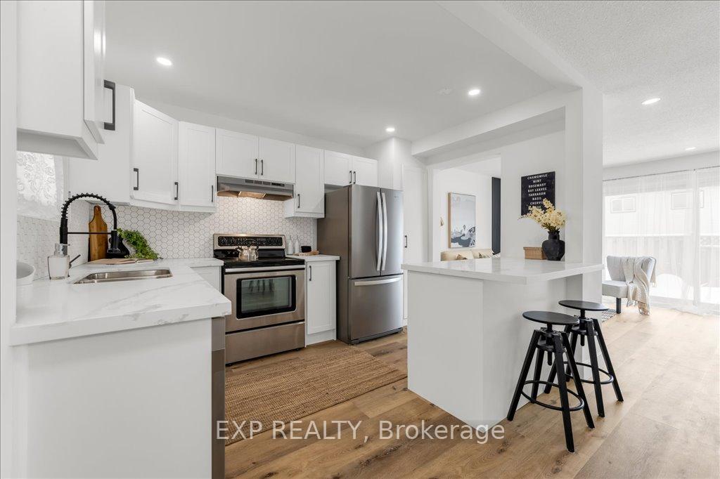 Photo 1 of Unit 7, 910 Limeridge Road E, Hamilton, Berrisfield — HOMEH