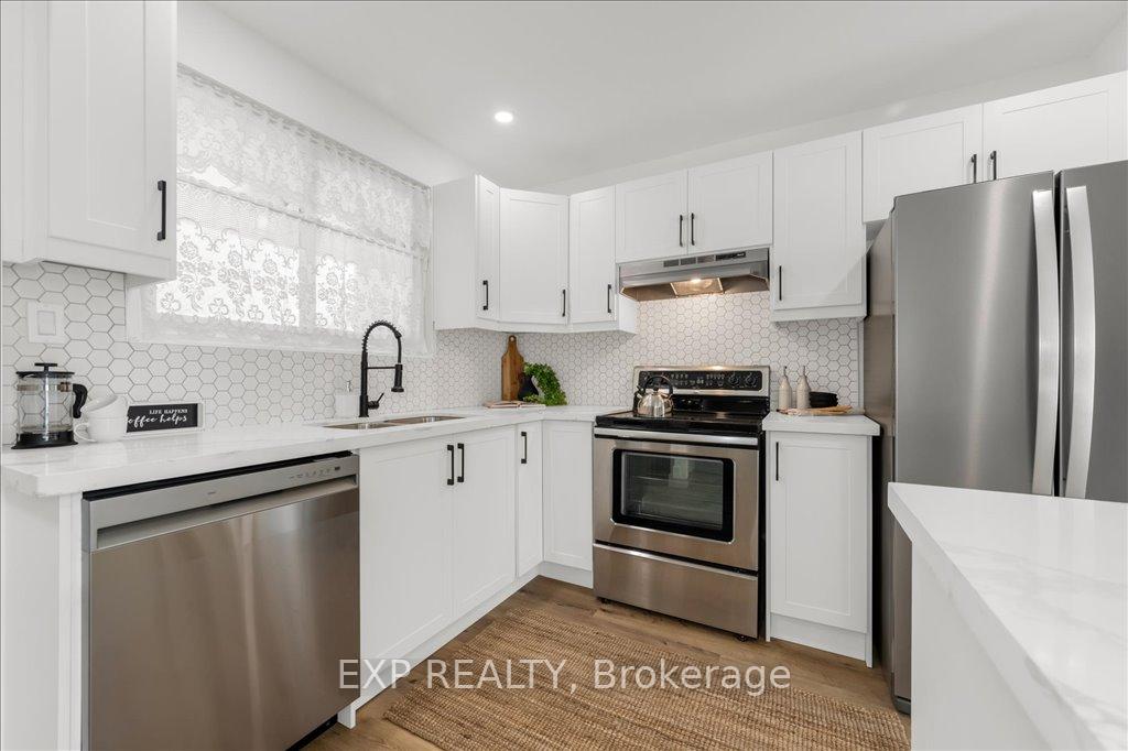 Photo 6 of Unit 7, 910 Limeridge Road E, Hamilton, Berrisfield — HOMEH