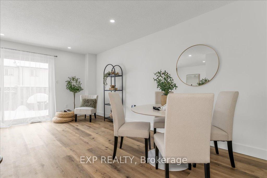 Photo 12 of Unit 7, 910 Limeridge Road E, Hamilton, Berrisfield — HOMEH