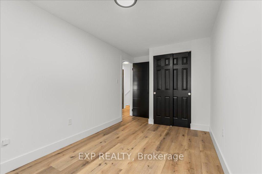 Photo 19 of Unit 7, 910 Limeridge Road E, Hamilton, Berrisfield — HOMEH