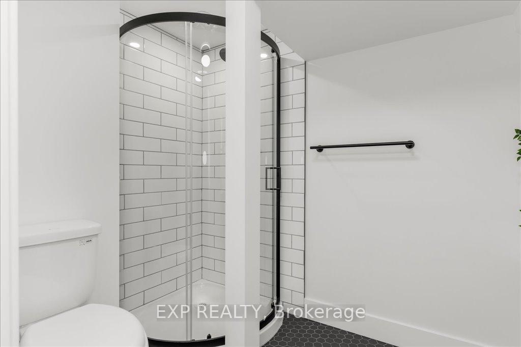 Photo 43 of Unit 7, 910 Limeridge Road E, Hamilton, Berrisfield — HOMEH