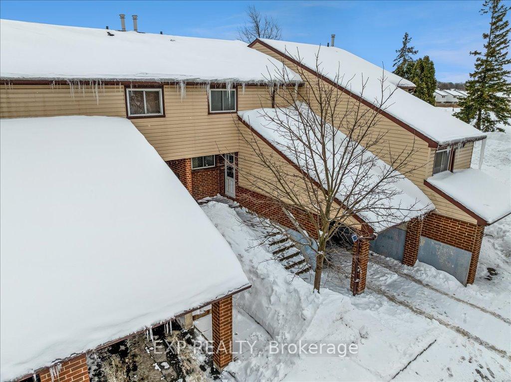 Photo 49 of Unit 7, 910 Limeridge Road E, Hamilton, Berrisfield — HOMEH