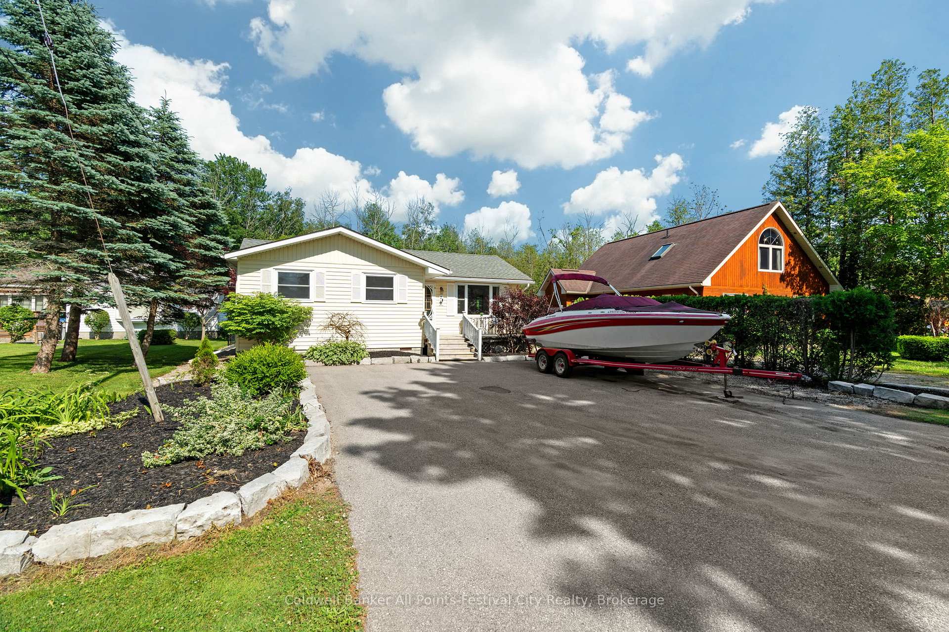 Photo 1 of 7 Andrews Crescent, Central Huron, Goderich Twp — HOMEH