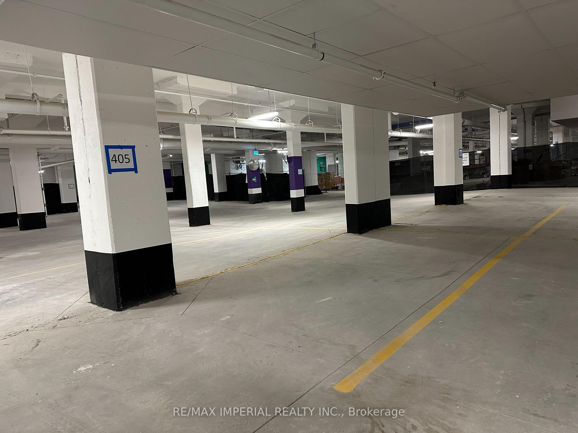 Photo 14 of Unit 916, 10 Honeycrisp Crescent, Vaughan, Vaughan Corporate Centre — HOMEH