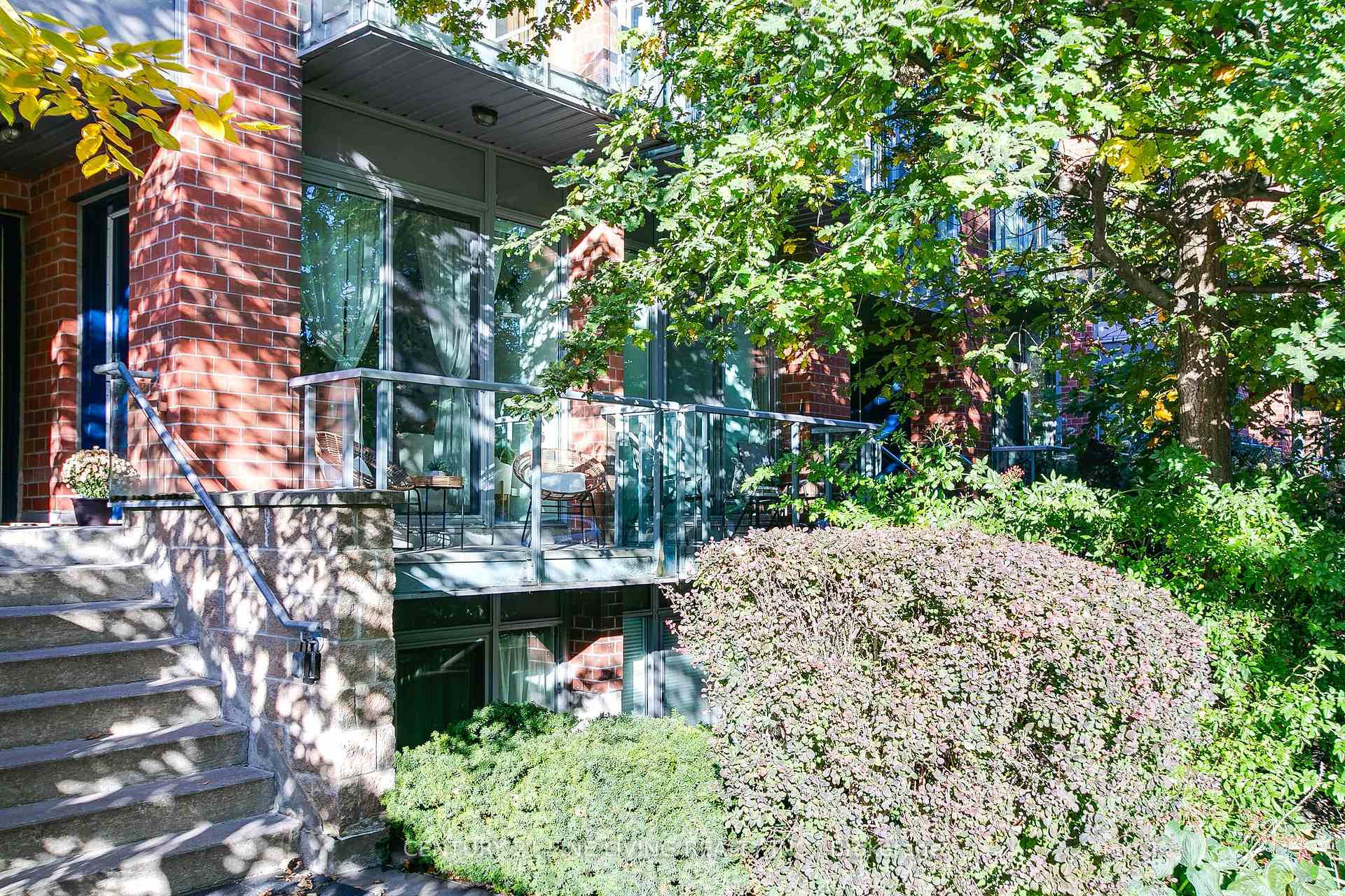 Photo 2 of Unit 2, 34 Boston Avenue, Toronto, South Riverdale — HOMEH