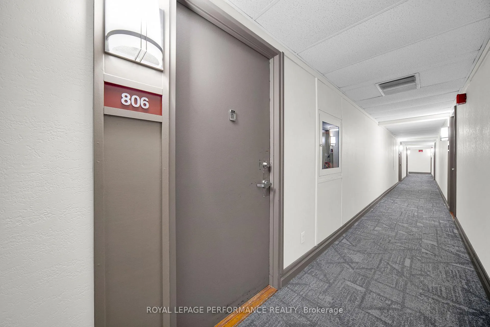 Photo 3 of Unit 806, 1599 Lassiter Terrace, Ottawa, Beaconwood — HOMEH