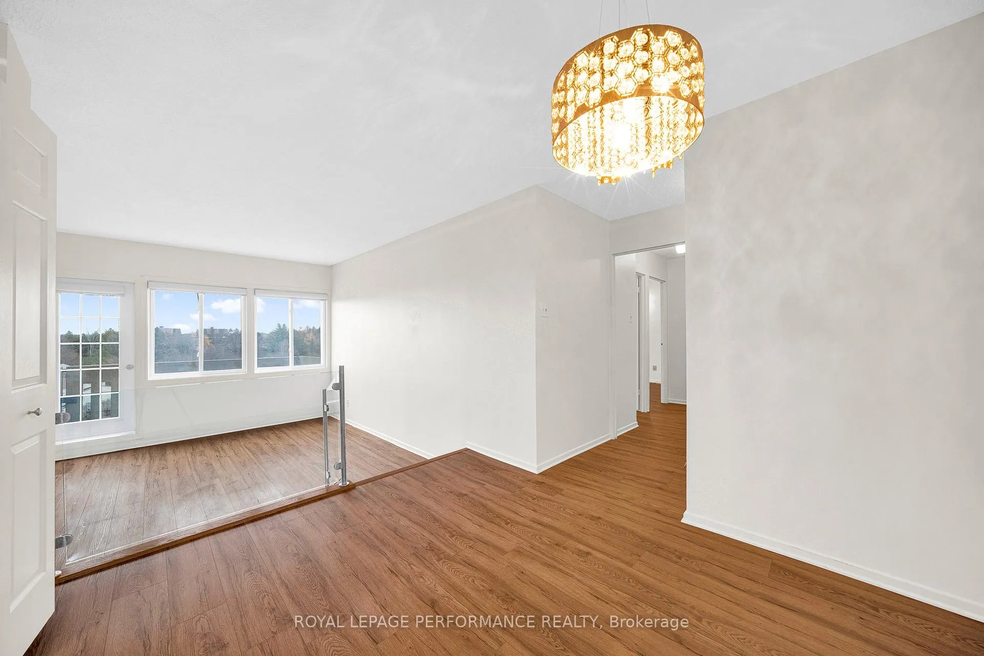 Photo 13 of Unit 806, 1599 Lassiter Terrace, Ottawa, Beaconwood — HOMEH