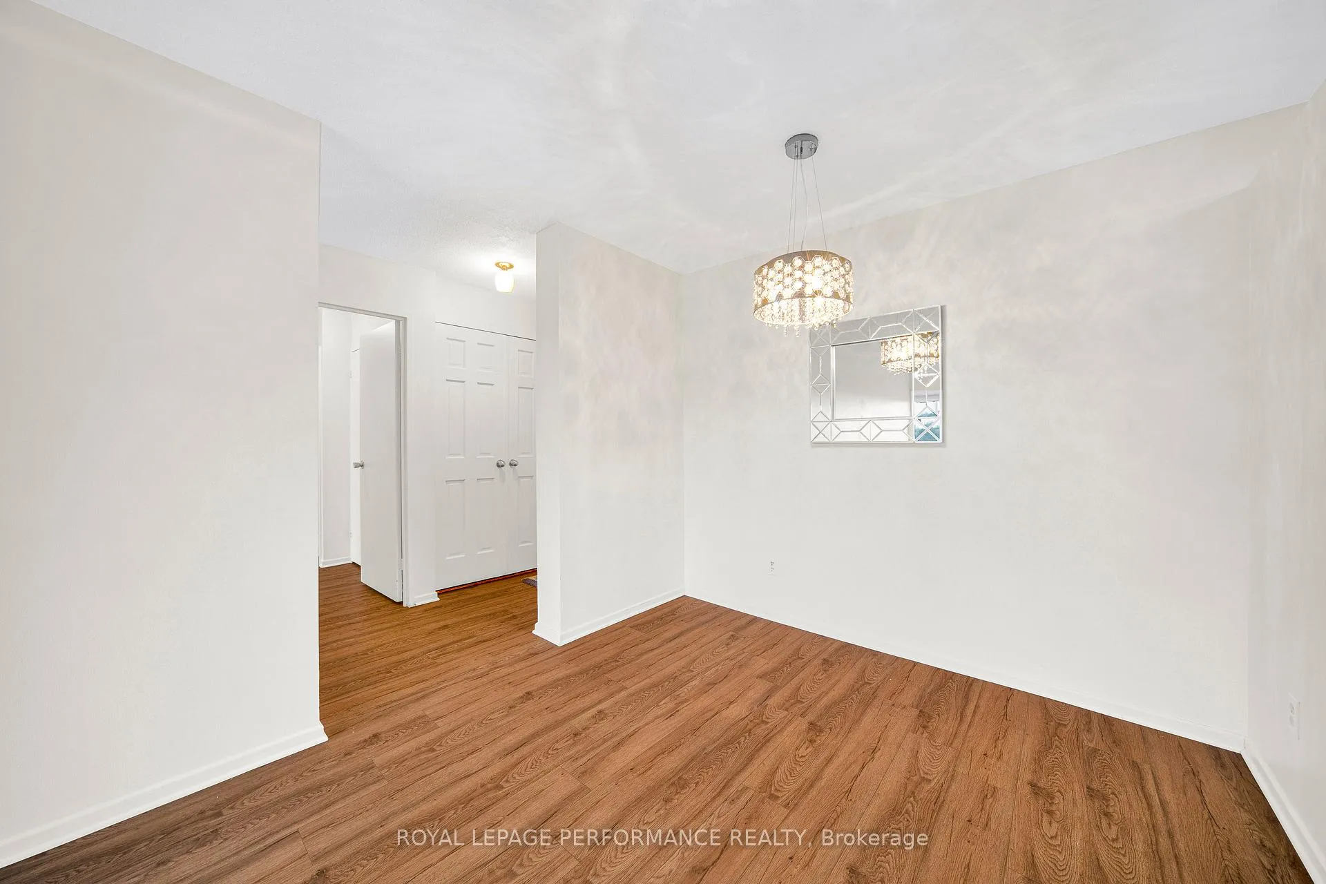 Photo 14 of Unit 806, 1599 Lassiter Terrace, Ottawa, Beaconwood — HOMEH