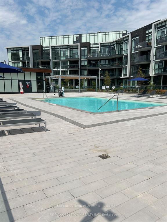 Front of Unit 427, 415 Sea Ray Avenue