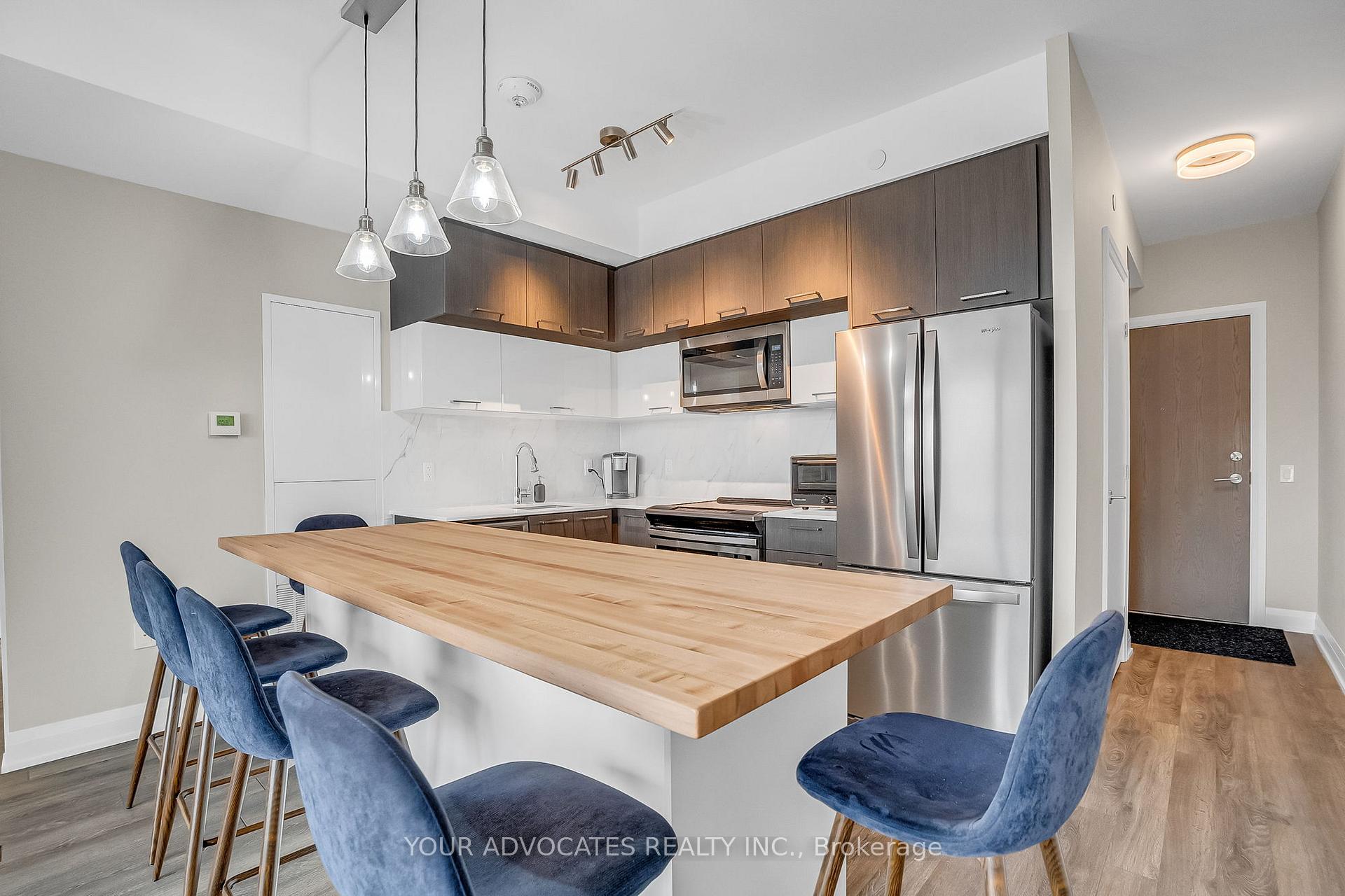 Photo 10 of Unit 524, 4800 Highway 7 Avenue, Vaughan, East Woodbridge — HOMEH