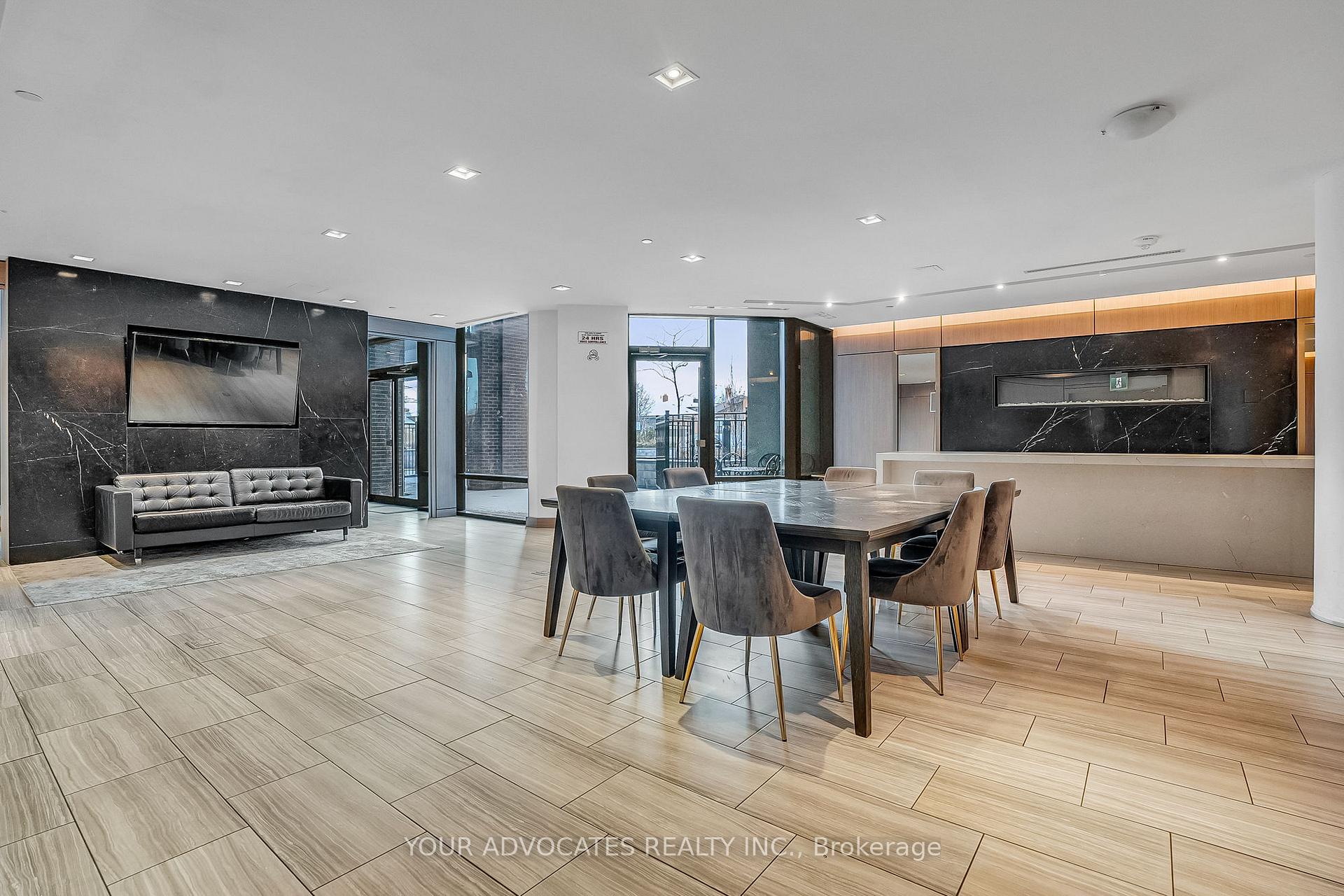 Photo 21 of Unit 524, 4800 Highway 7 Avenue, Vaughan, East Woodbridge — HOMEH