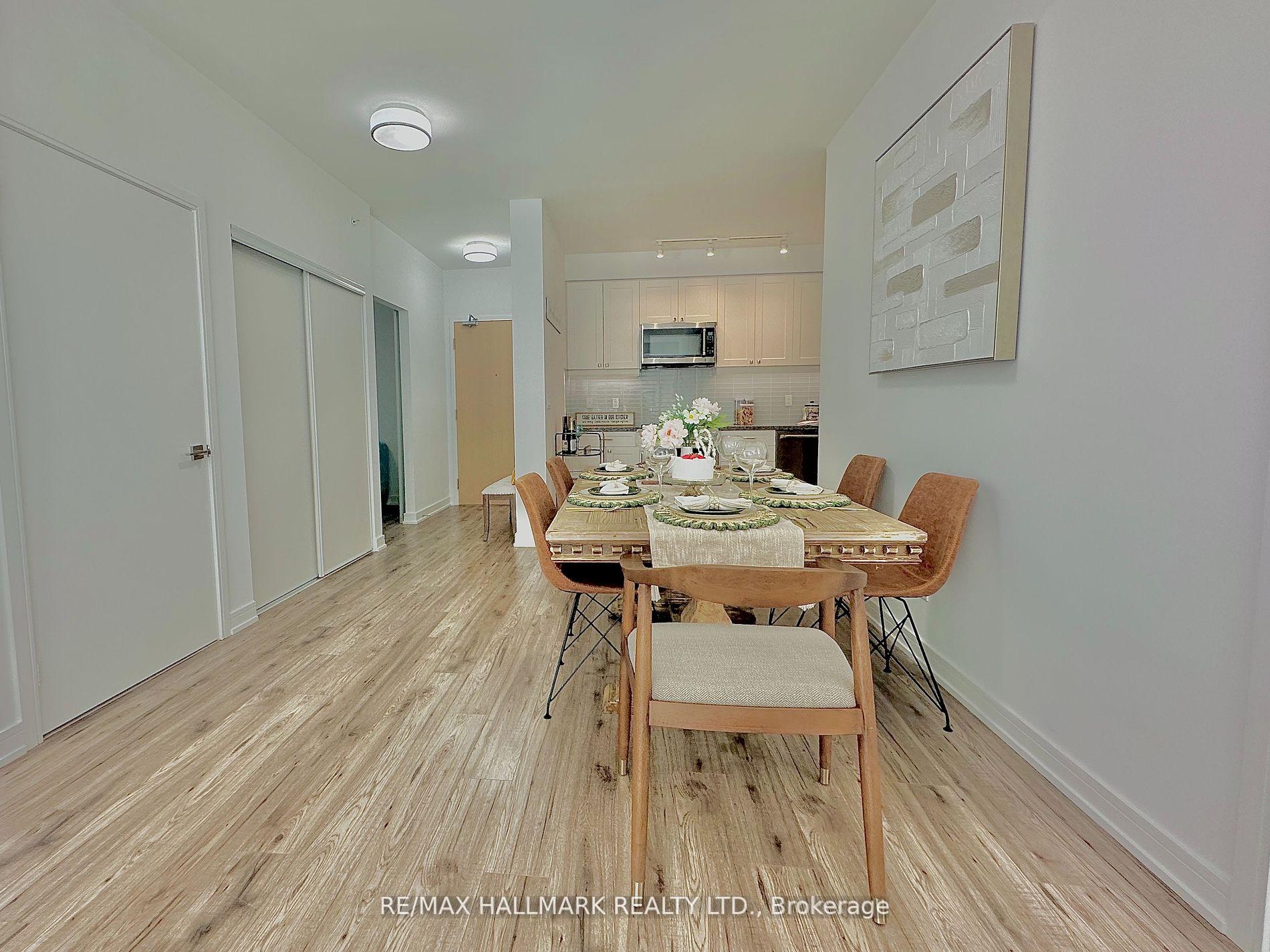 Photo 15 of Unit 221, 621 Sheppard Avenue E, North York, Bayview Village — HOMEH