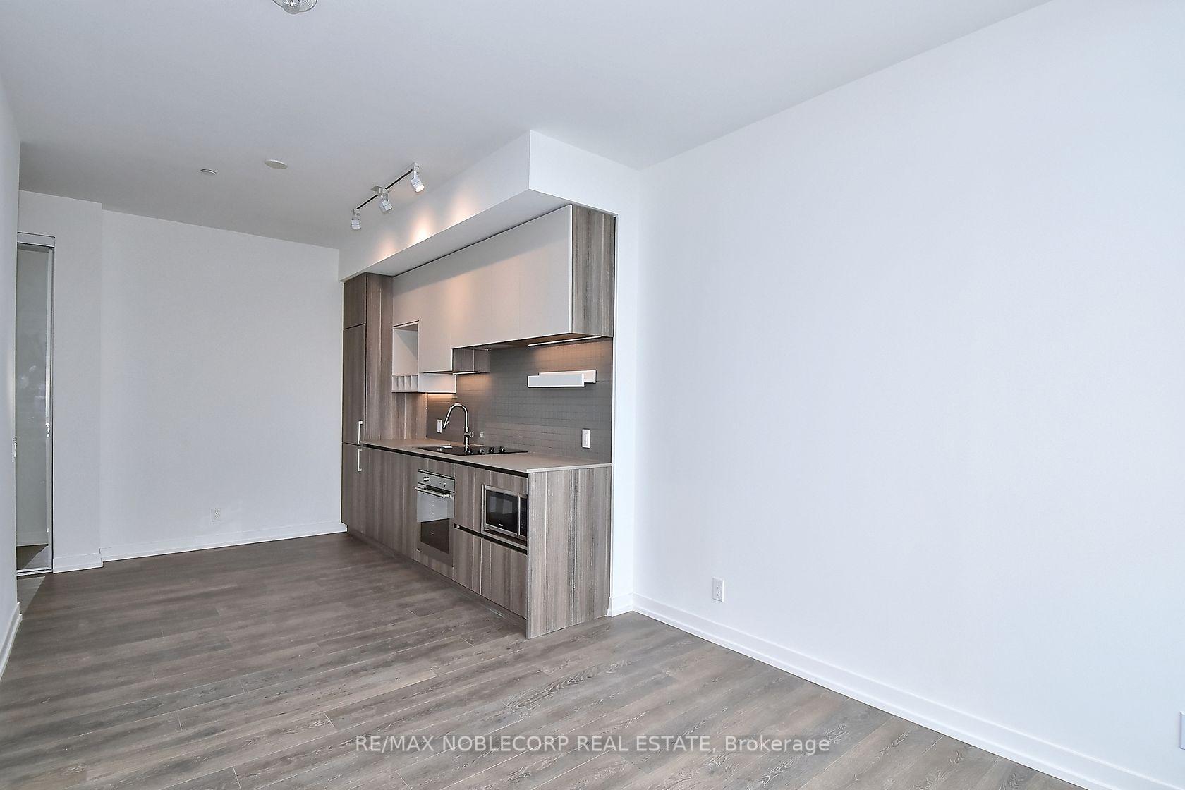 Photo 16 of Unit 2811, 898 Portage Parkway, Vaughan, Vaughan Corporate Centre — HOMEH
