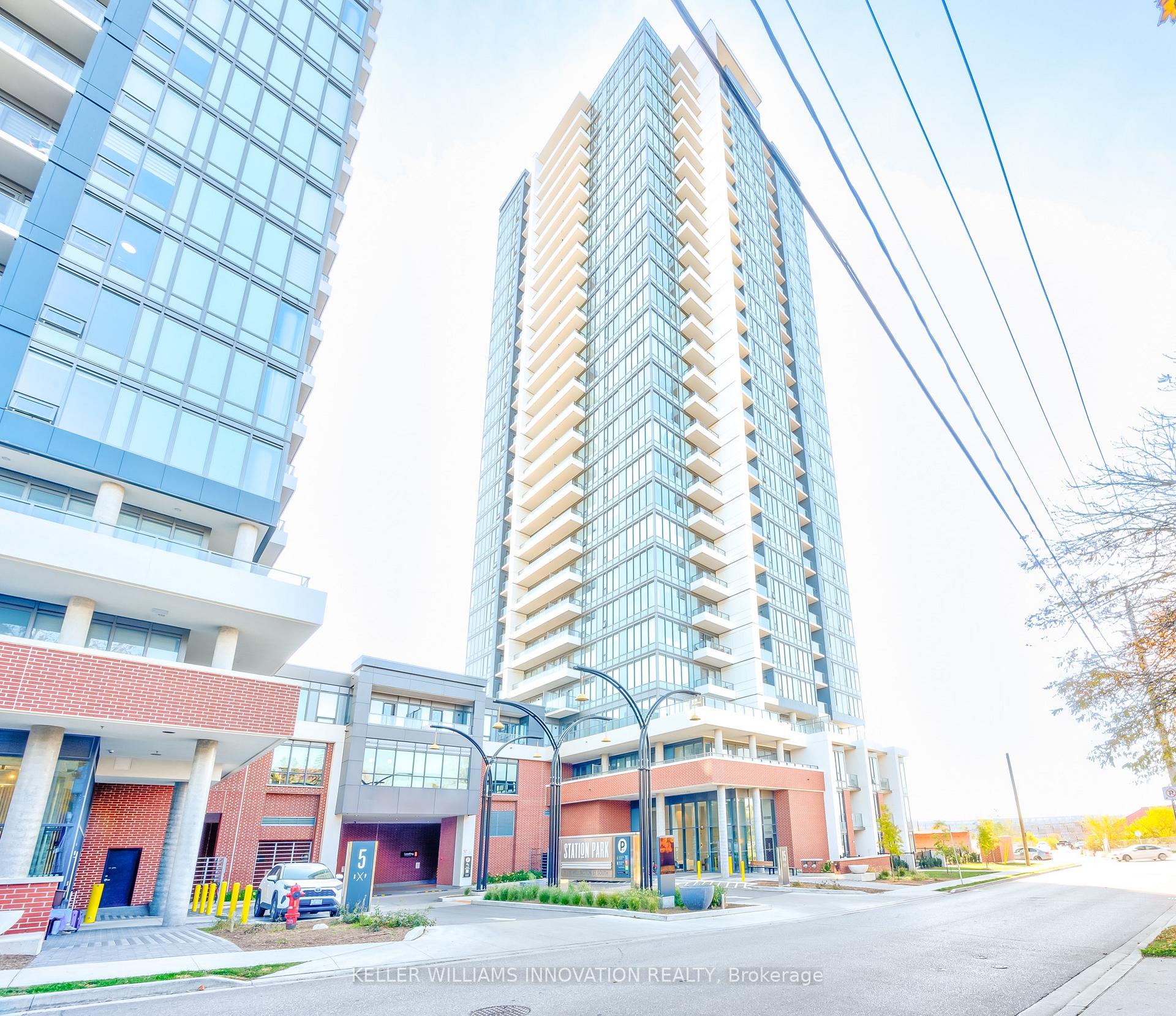 Front of Unit 303, 15 Wellington Street S