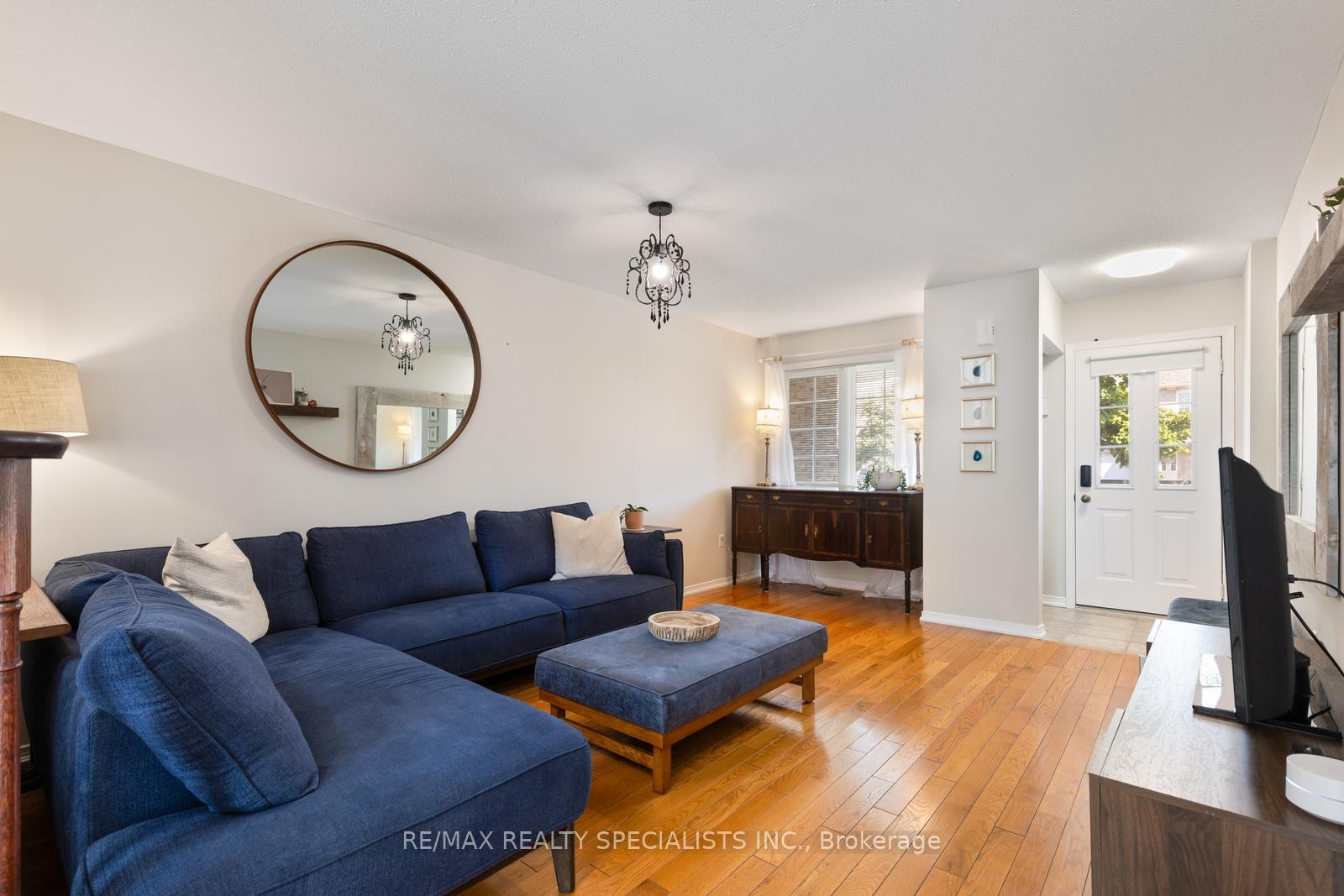 Photo 4 of Unit 35, 24 Kenyon Crescent, Grimsby, Grimsby East — HOMEH