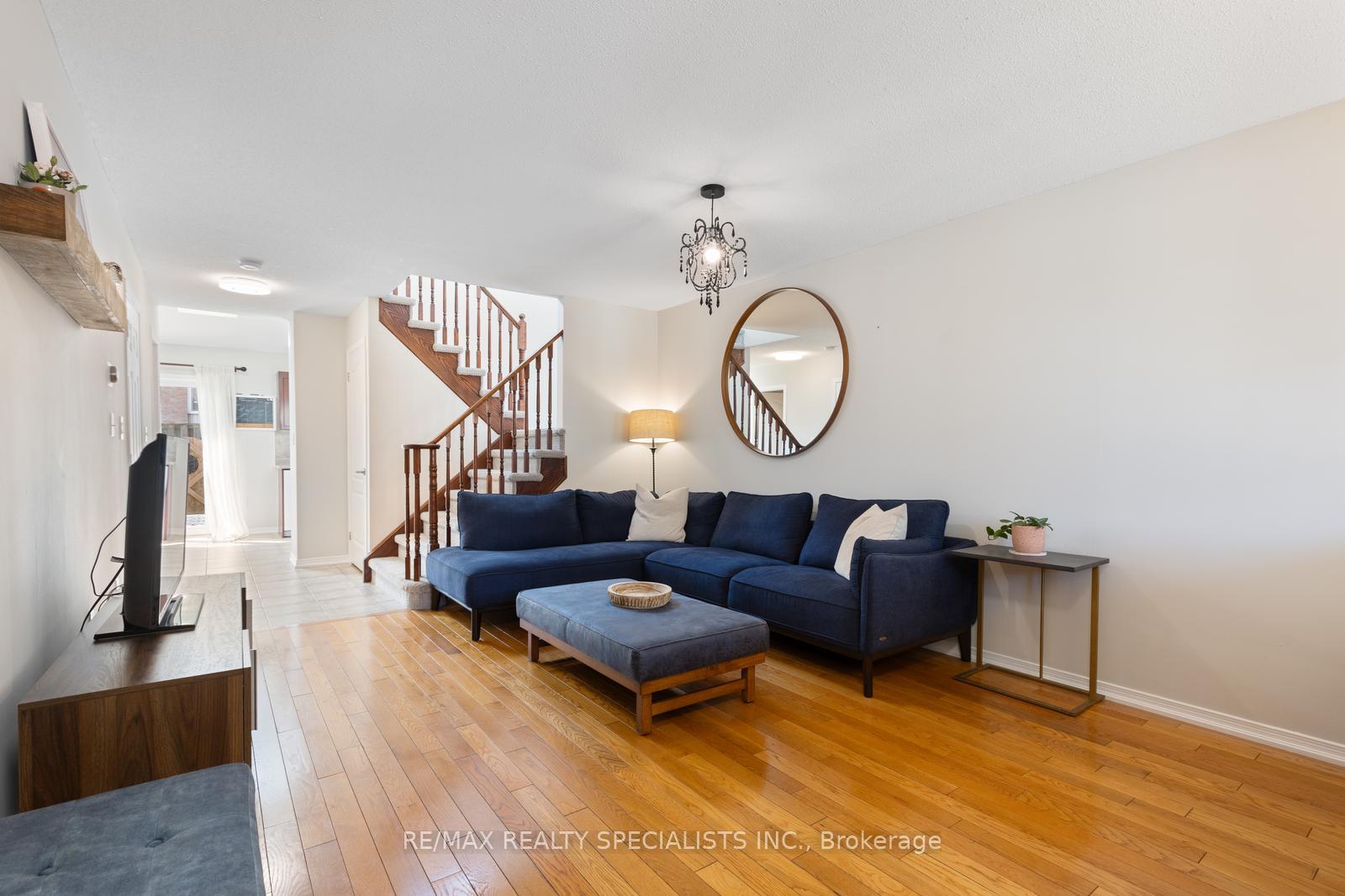 Photo 5 of Unit 35, 24 Kenyon Crescent, Grimsby, Grimsby East — HOMEH