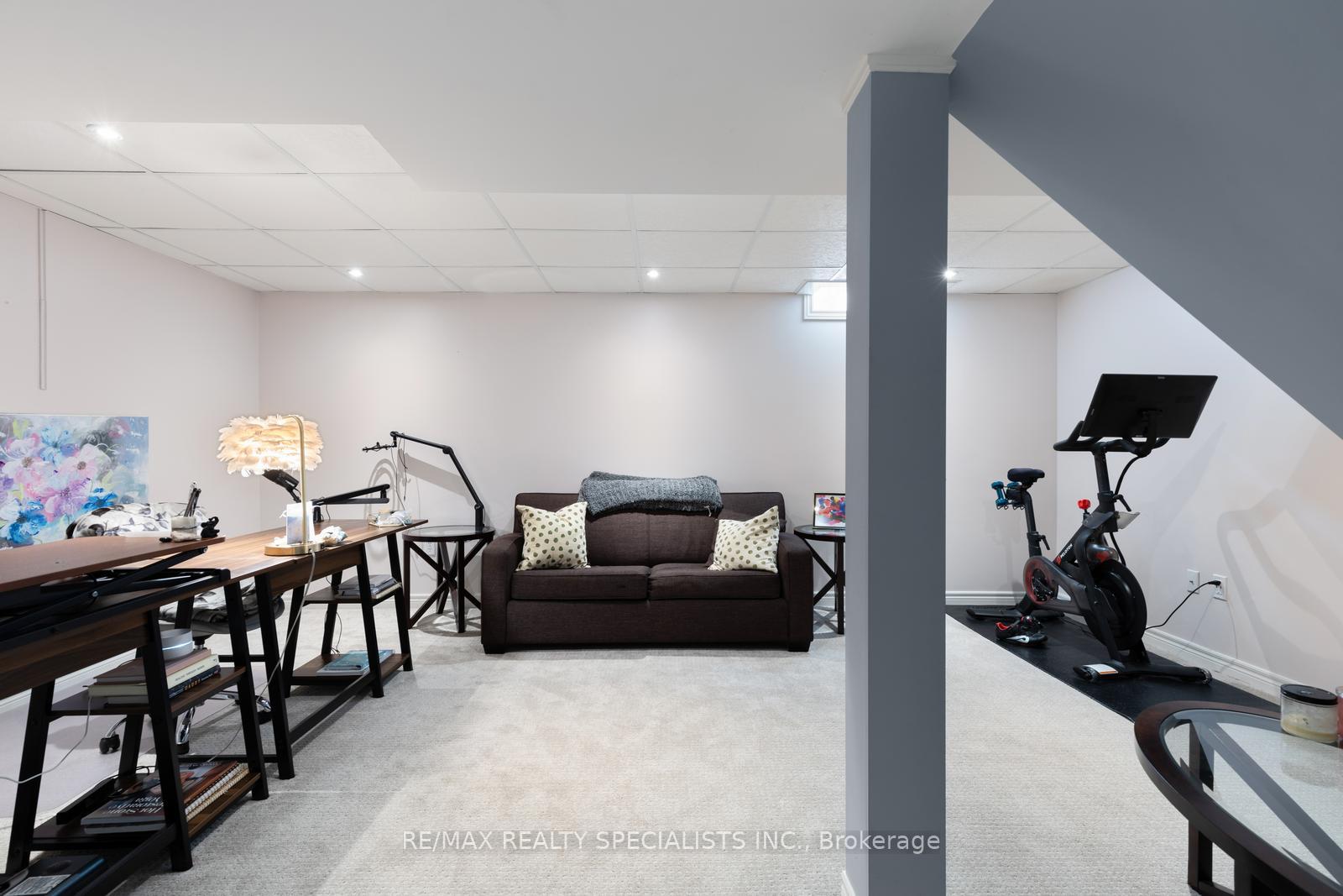 Photo 11 of Unit 35, 24 Kenyon Crescent, Grimsby, Grimsby East — HOMEH