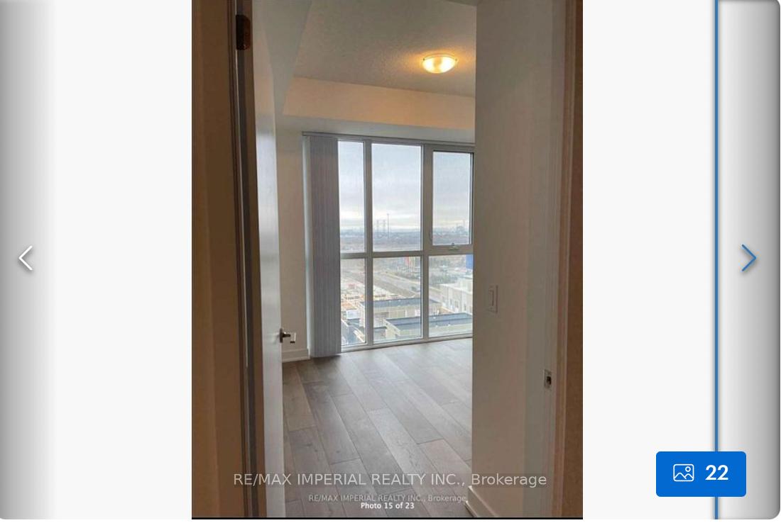 Front of Unit 806, 10 Honeycrisp Crescent