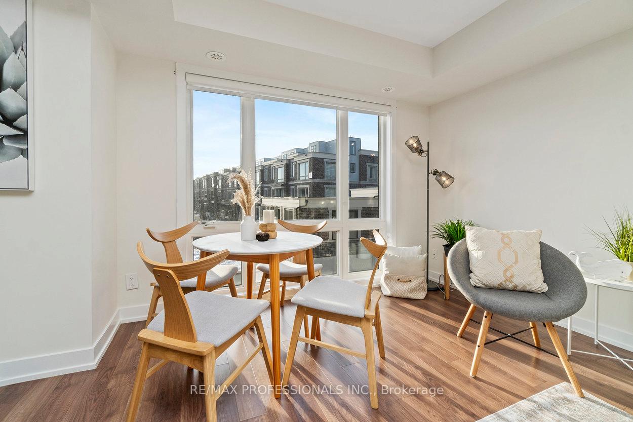 Photo 5 of Unit 912, 2 Blanche Lane, Markham, Cornell — HOMEH