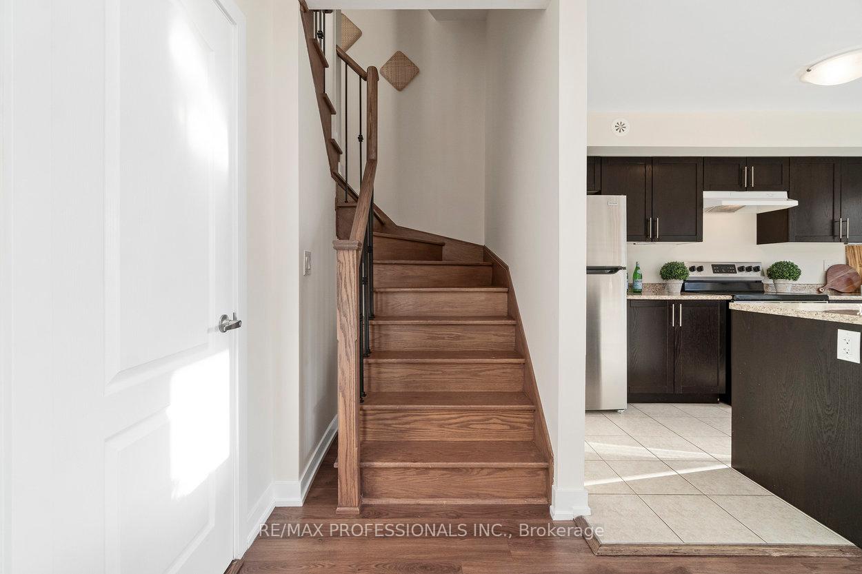 Photo 14 of Unit 912, 2 Blanche Lane, Markham, Cornell — HOMEH